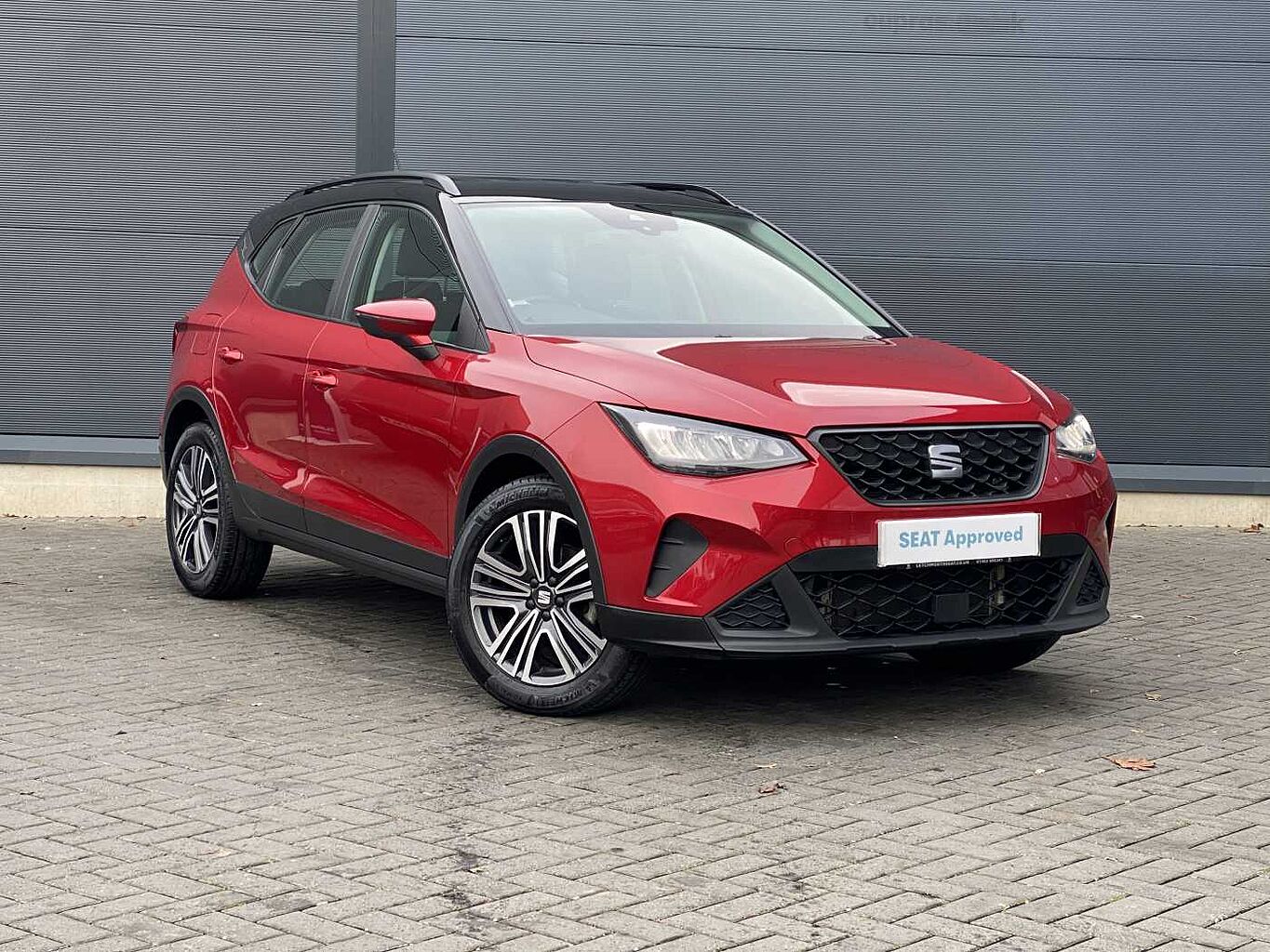 Main listing image - SEAT Arona