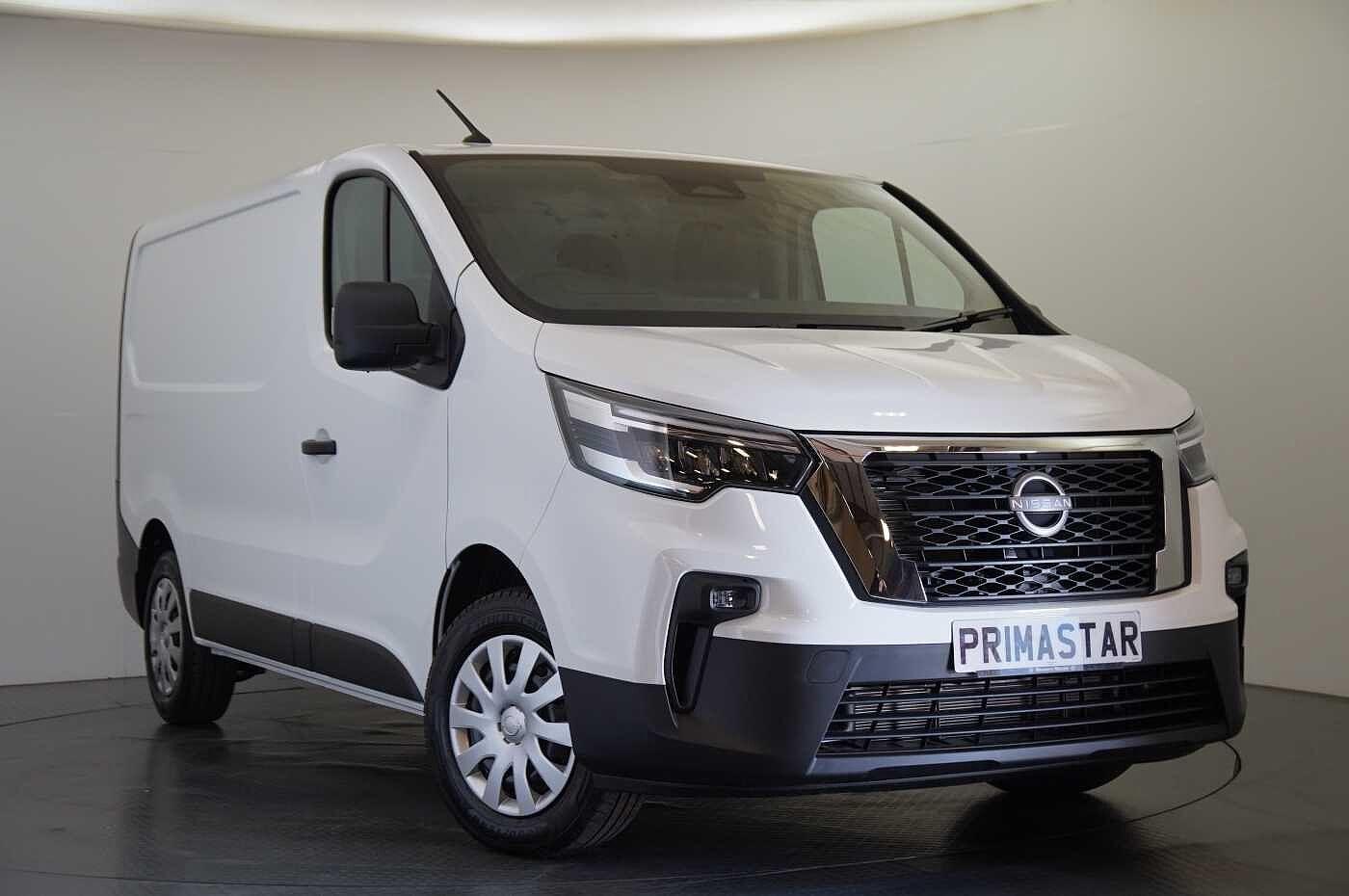 Main listing image - Nissan Primastar
