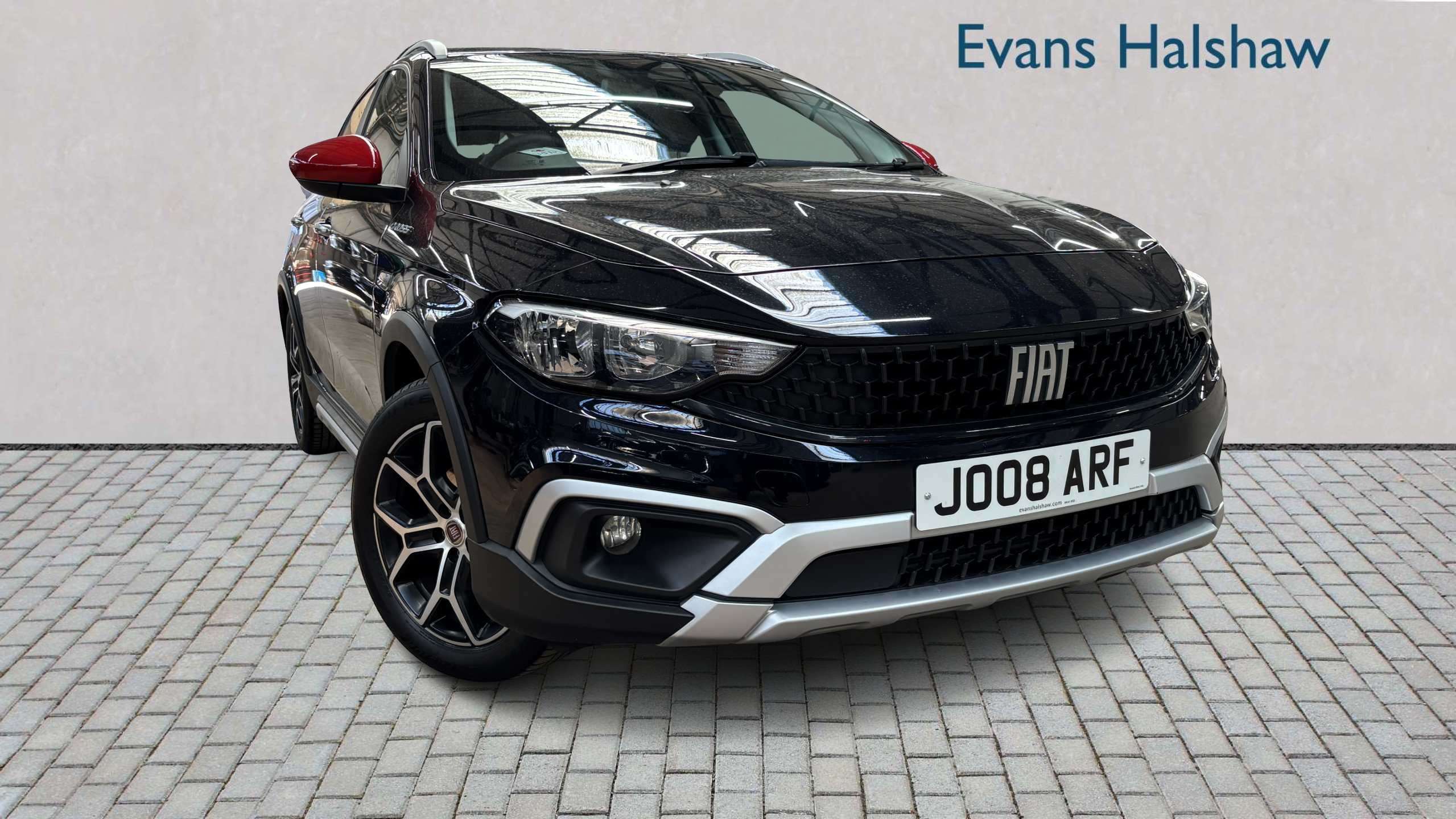 Main listing image - Fiat Tipo Cross