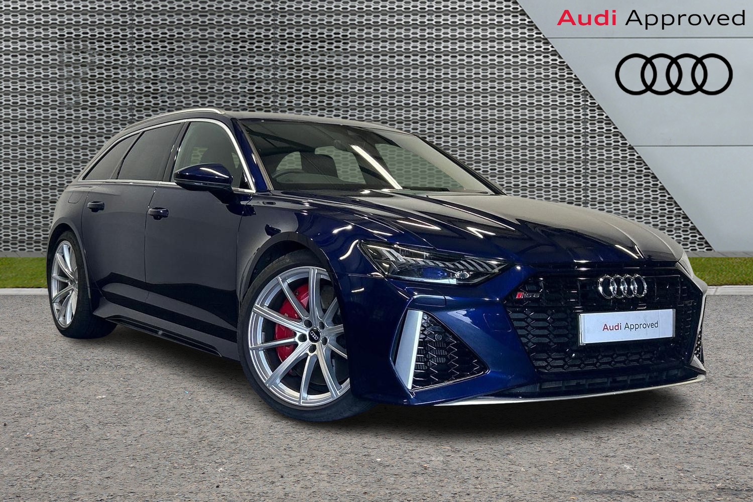 Main listing image - Audi RS6