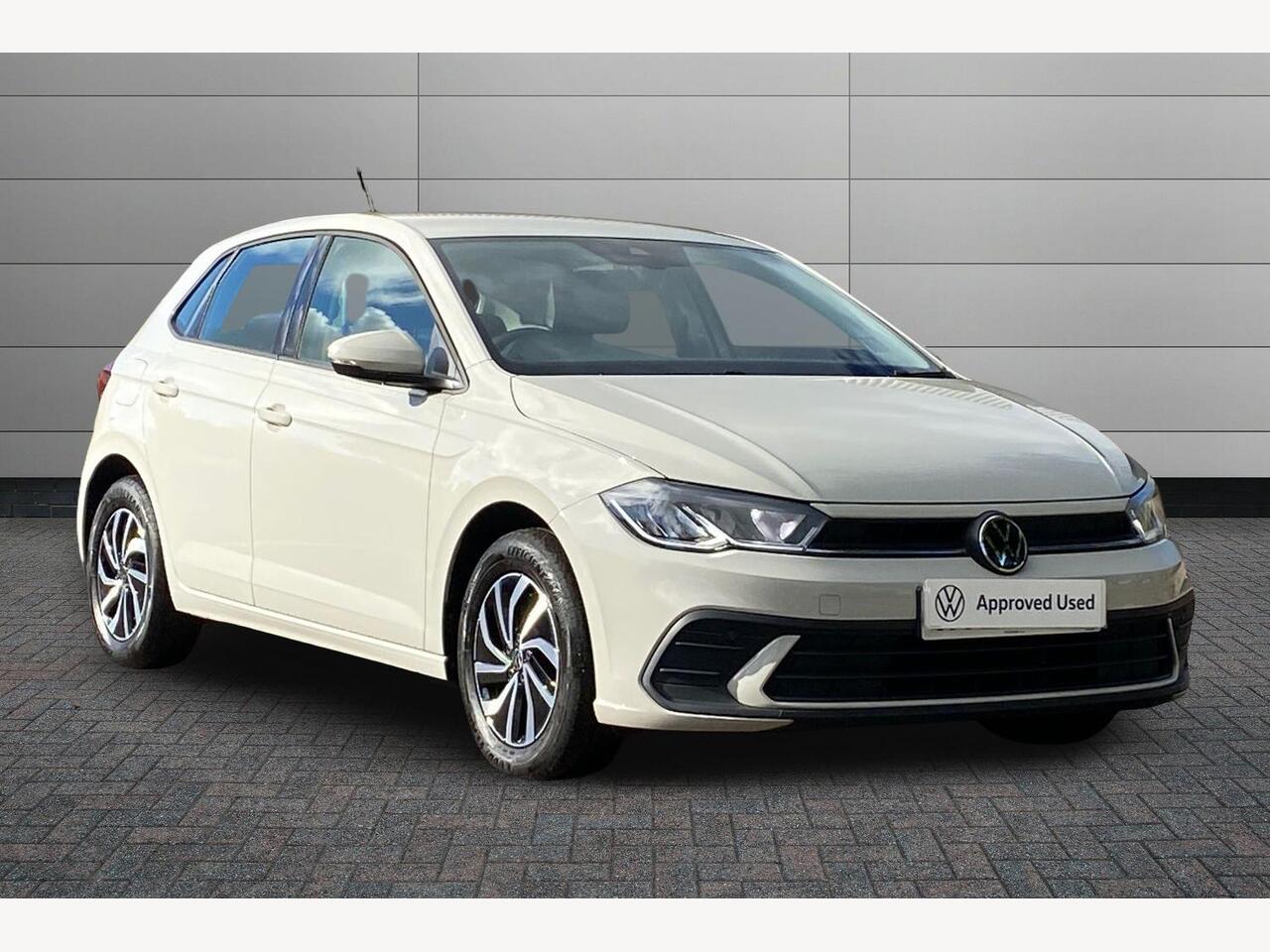 Main listing image - Volkswagen Polo