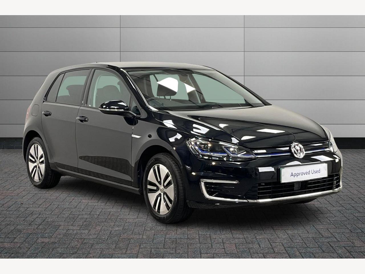 Main listing image - Volkswagen e-Golf