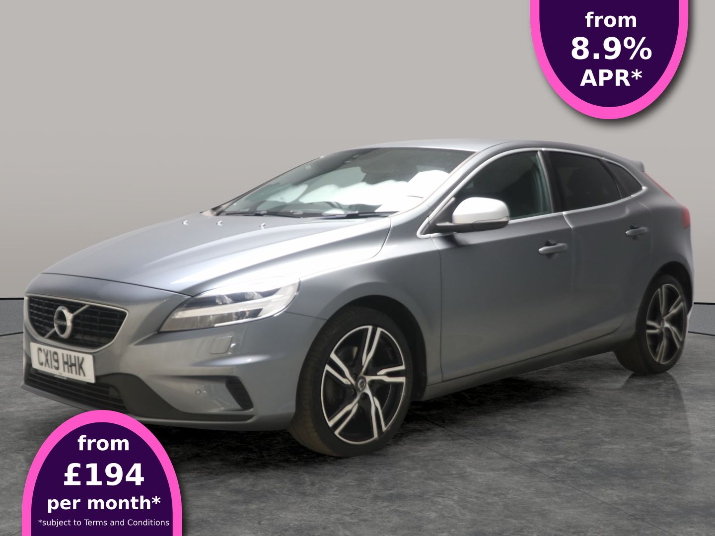 Main listing image - Volvo V40