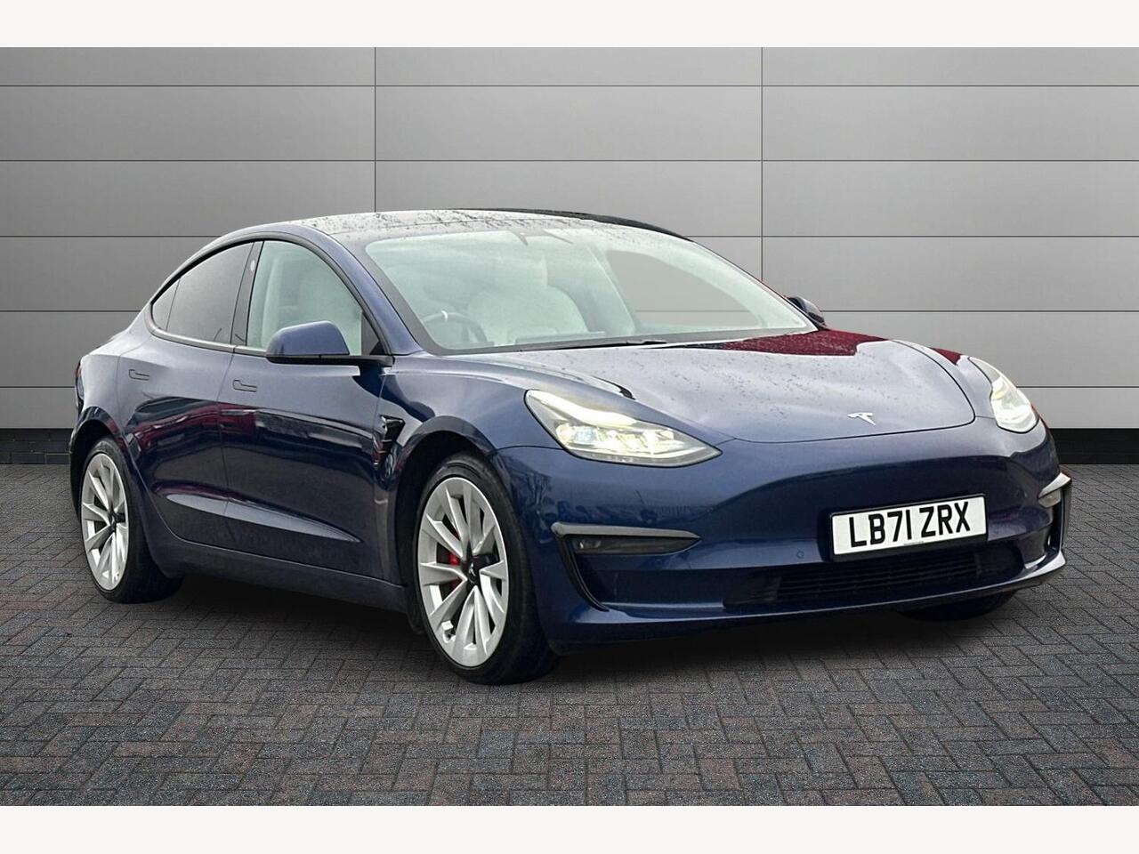 Main listing image - Tesla Model 3