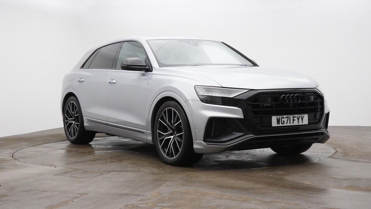 Main listing image - Audi Q8