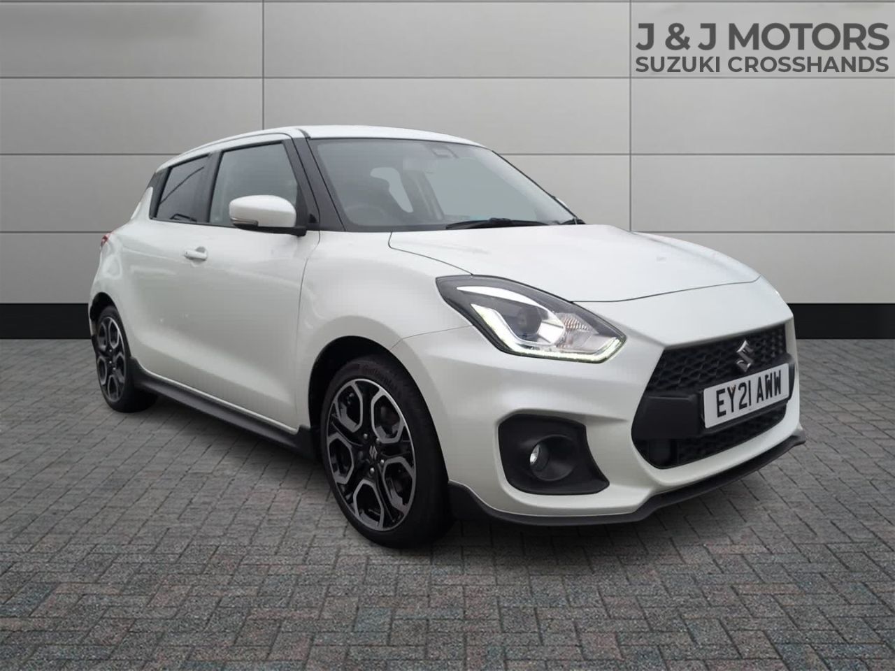 Main listing image - Suzuki Swift Sport