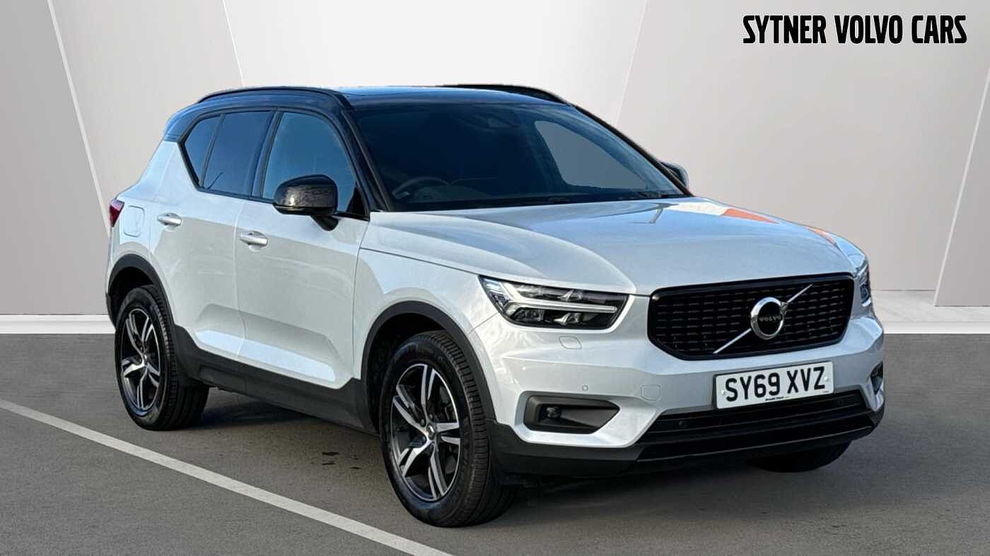 Main listing image - Volvo XC40