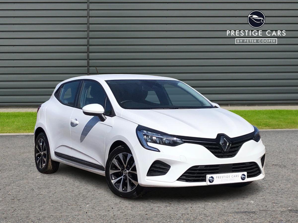 Main listing image - Renault Clio