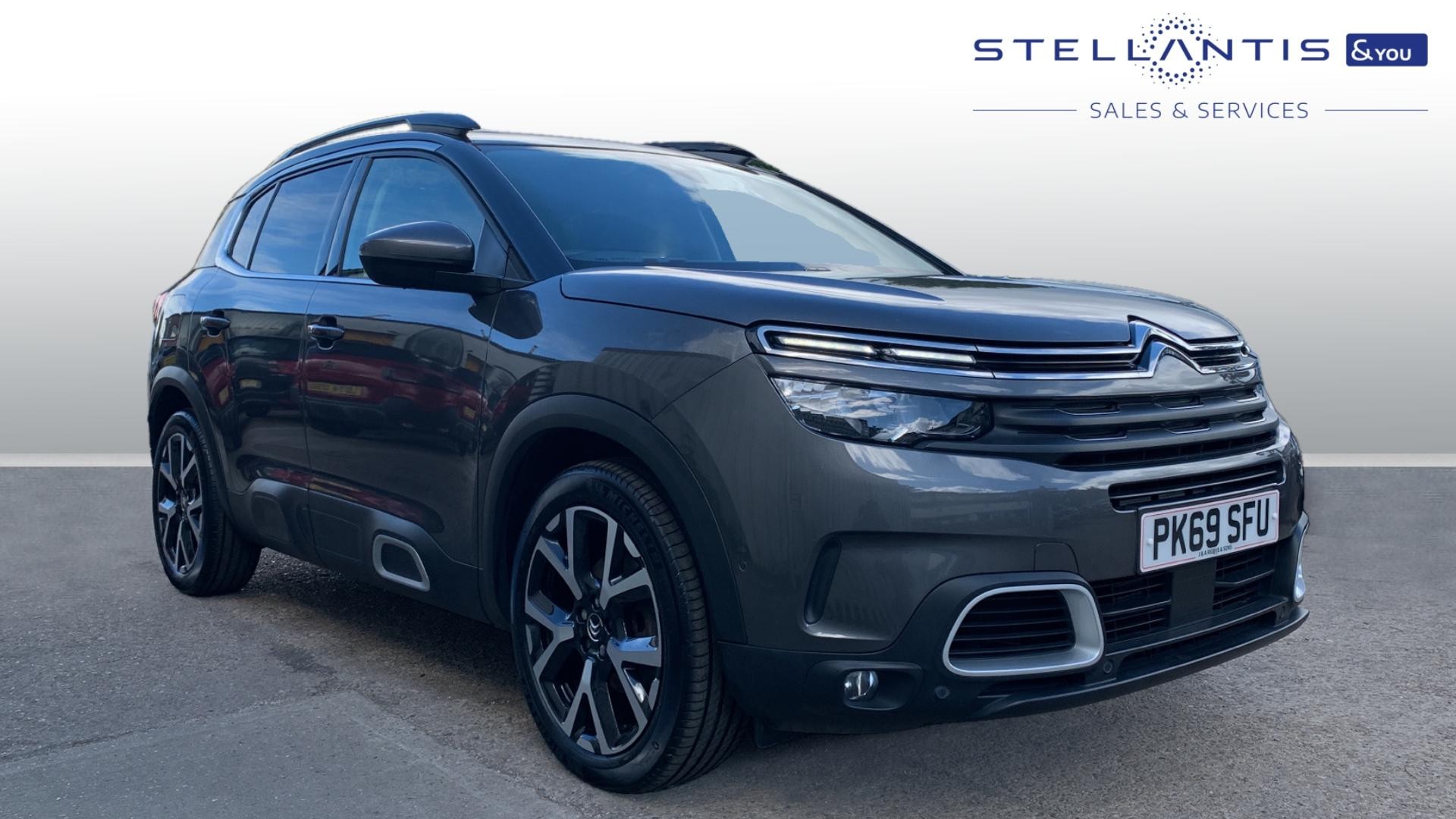 Main listing image - Citroen C5 Aircross