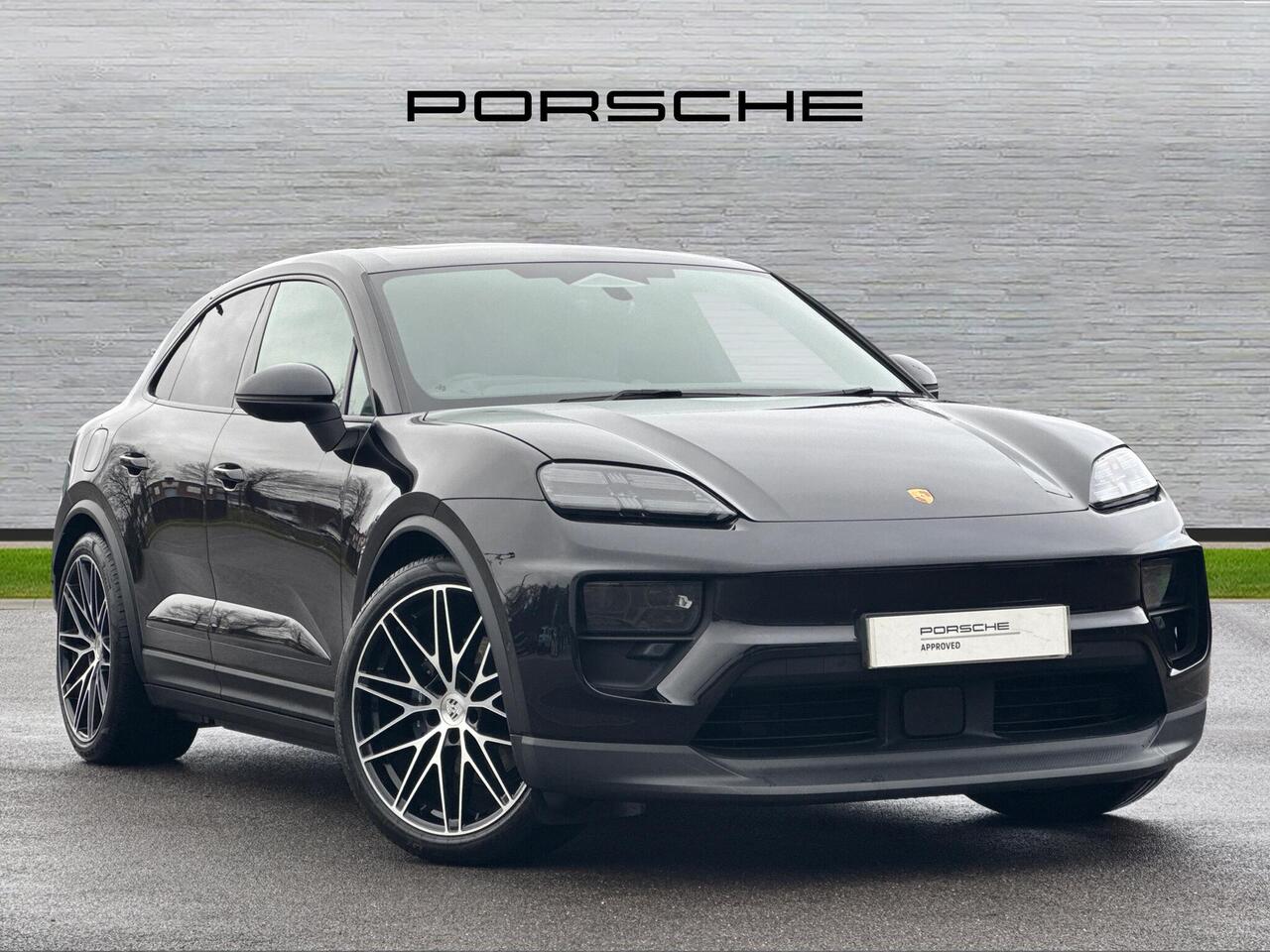 Main listing image - Porsche Macan