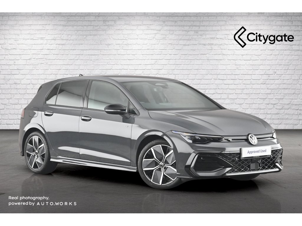 Main listing image - Volkswagen Golf