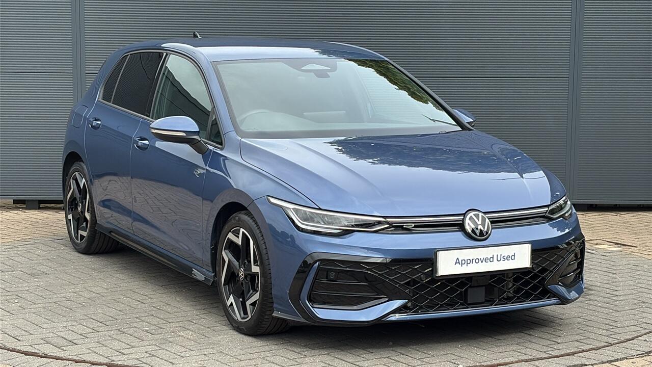 Main listing image - Volkswagen Golf
