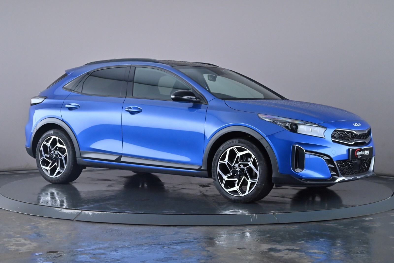 Main listing image - Kia XCeed