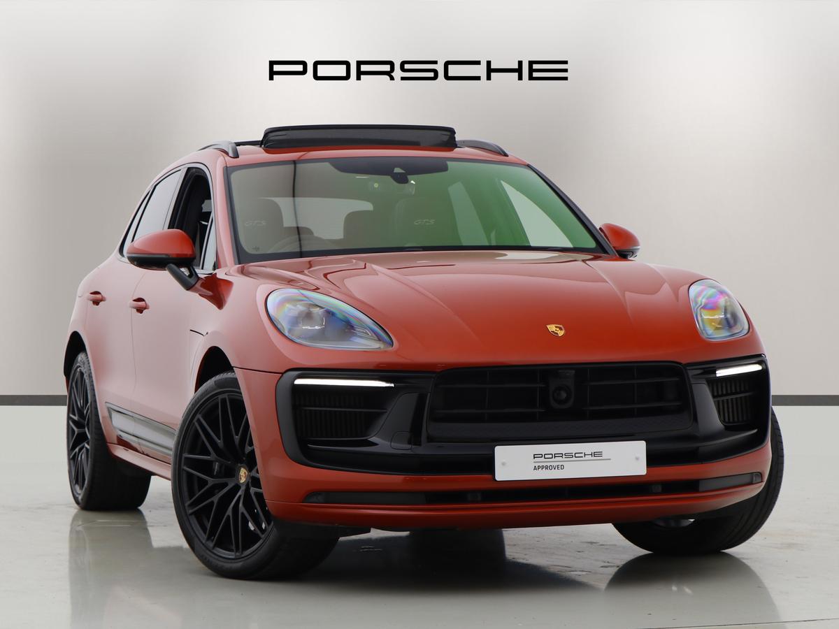 Main listing image - Porsche Macan