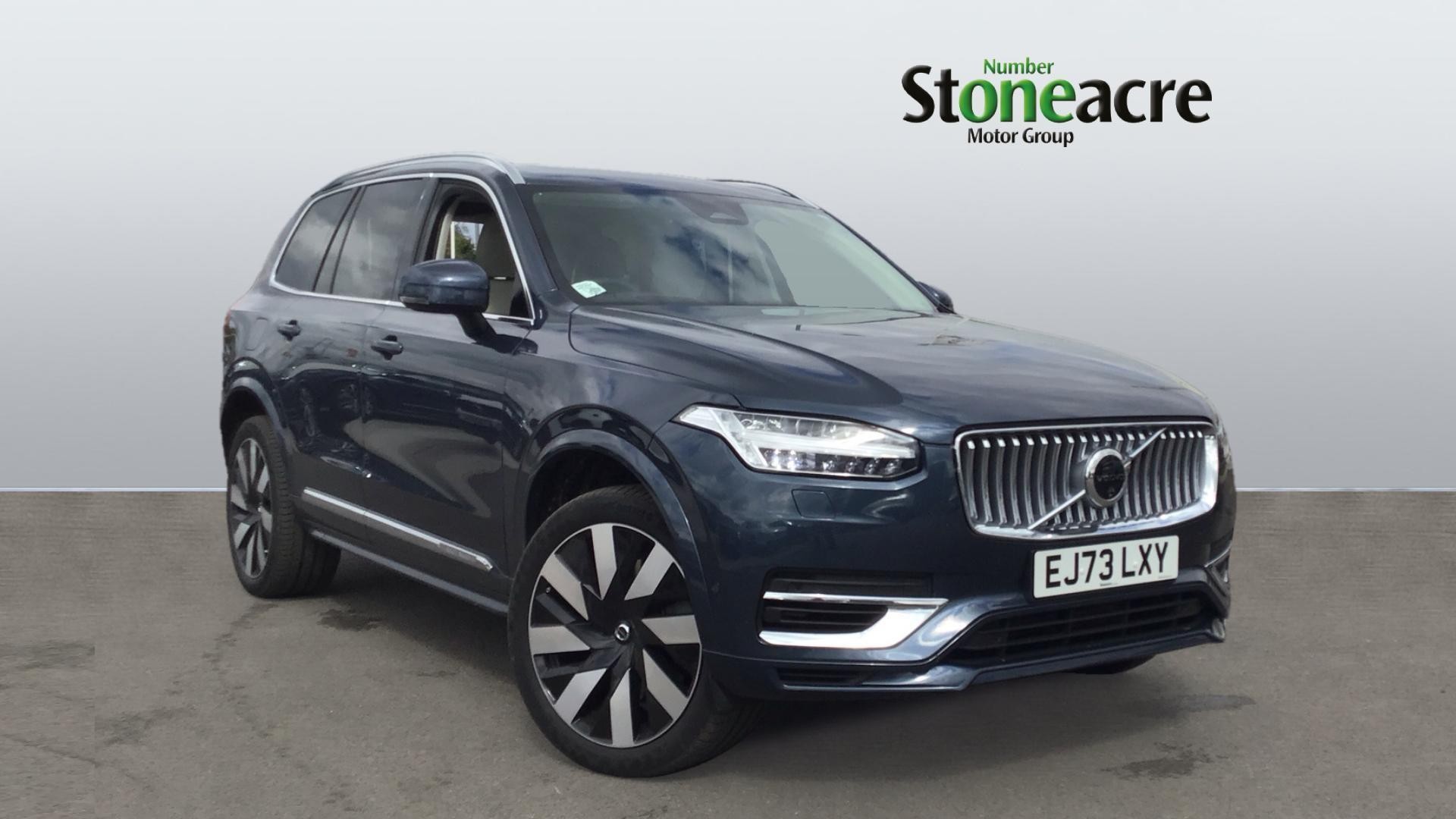 Main listing image - Volvo XC90