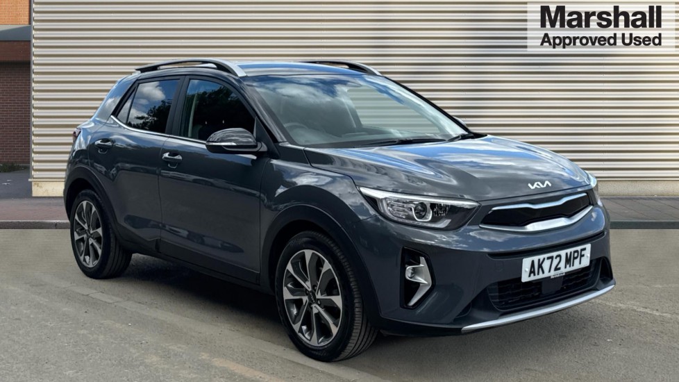 Main listing image - Kia Stonic