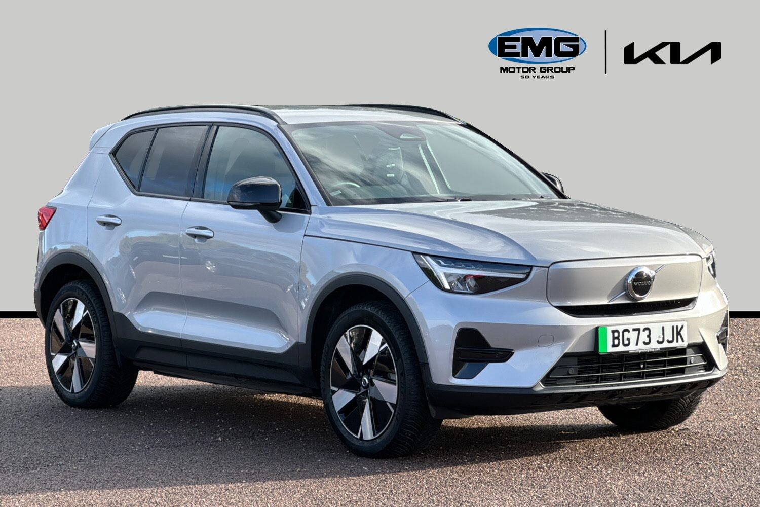 Main listing image - Volvo XC40 Recharge