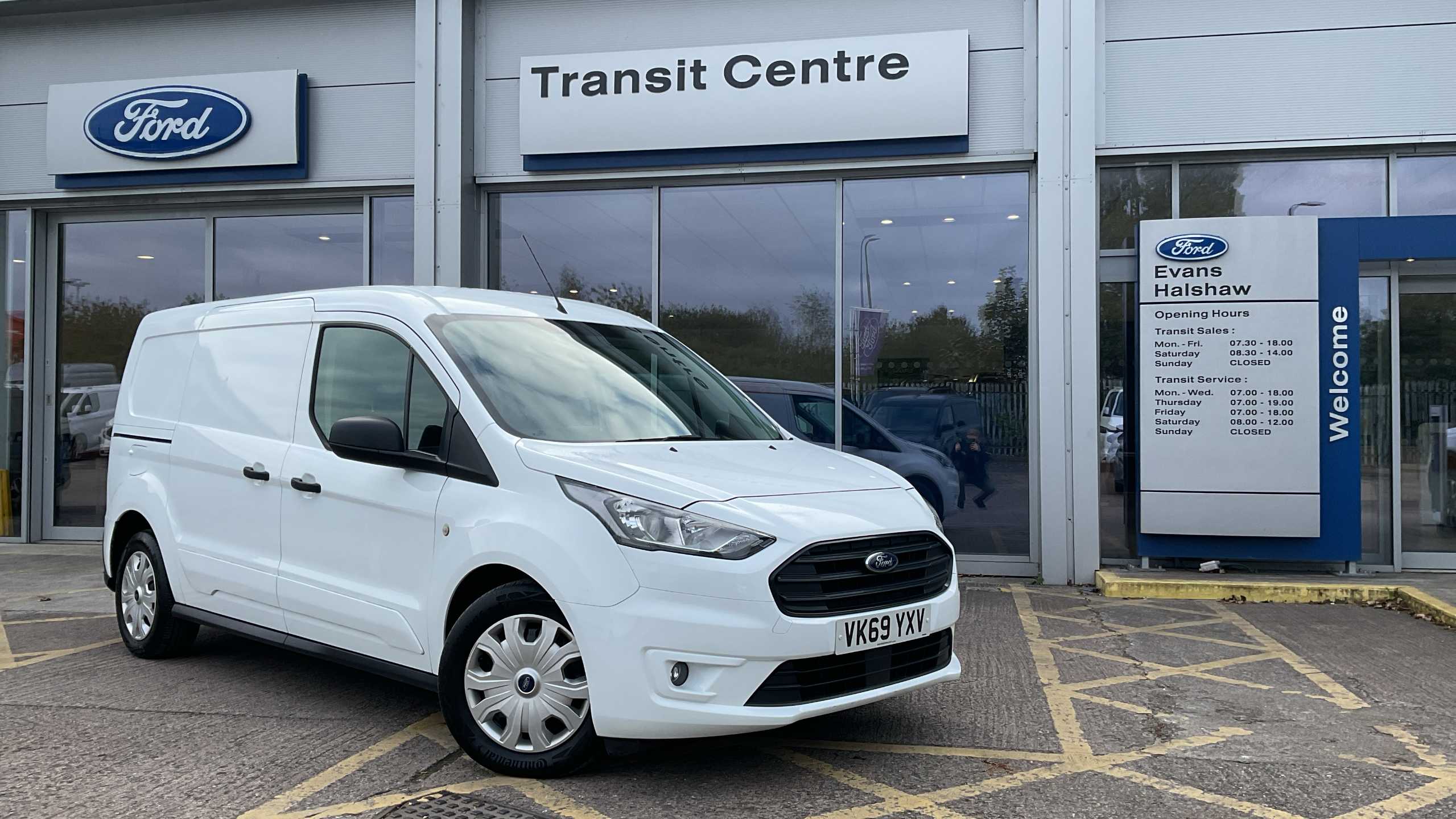 Main listing image - Ford Transit Connect