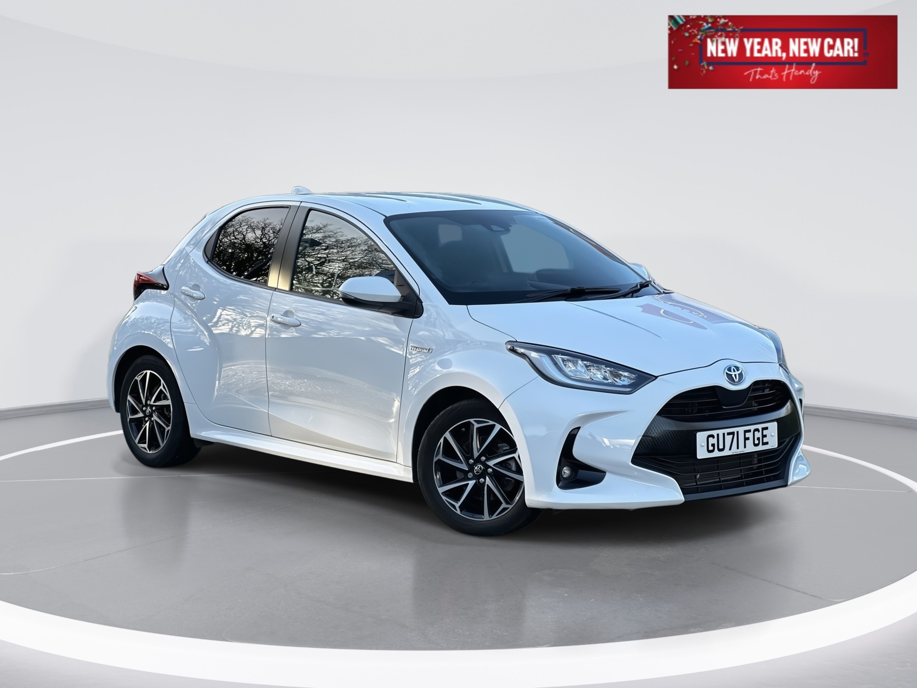 Main listing image - Toyota Yaris