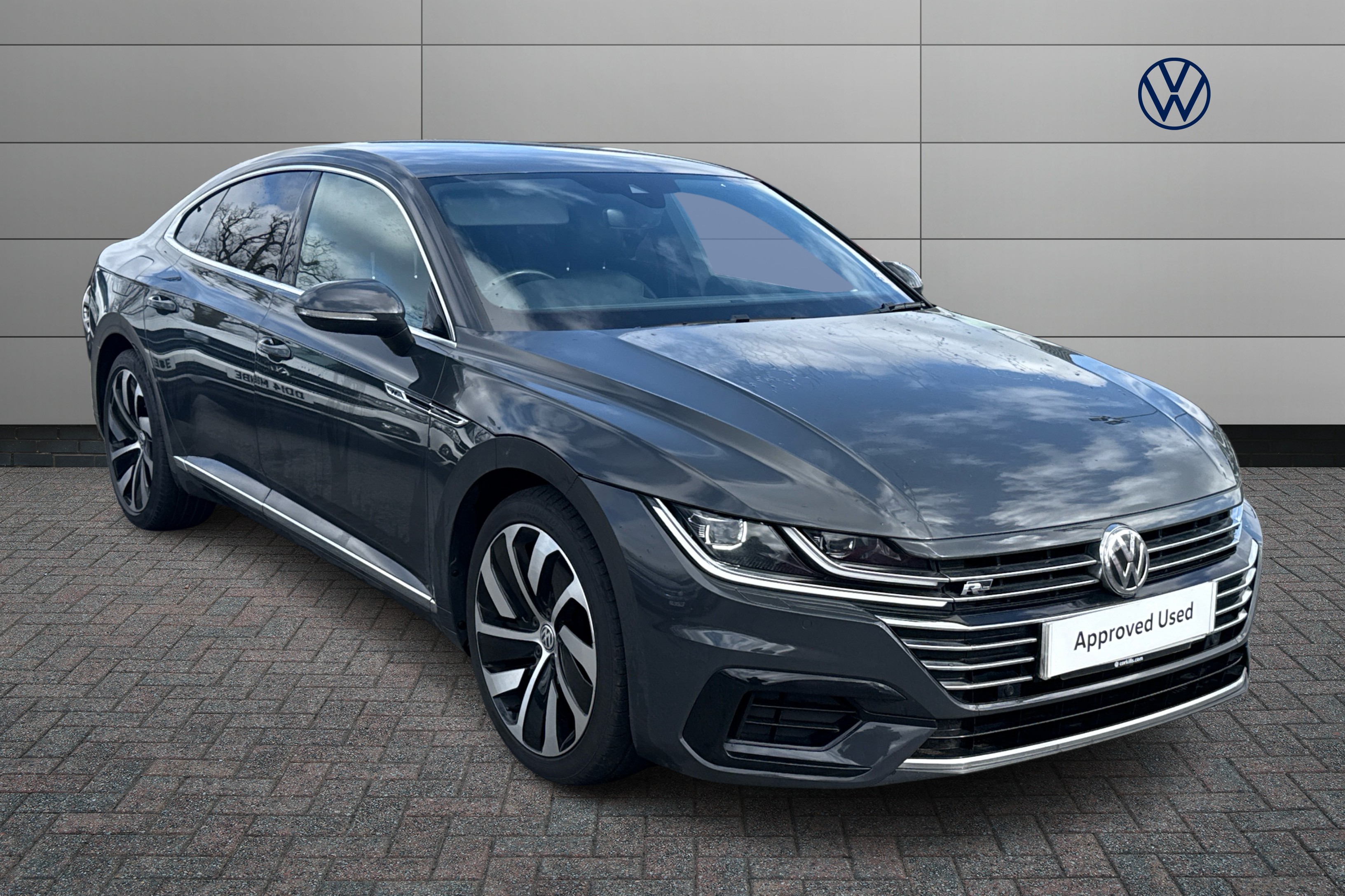 Main listing image - Volkswagen Arteon
