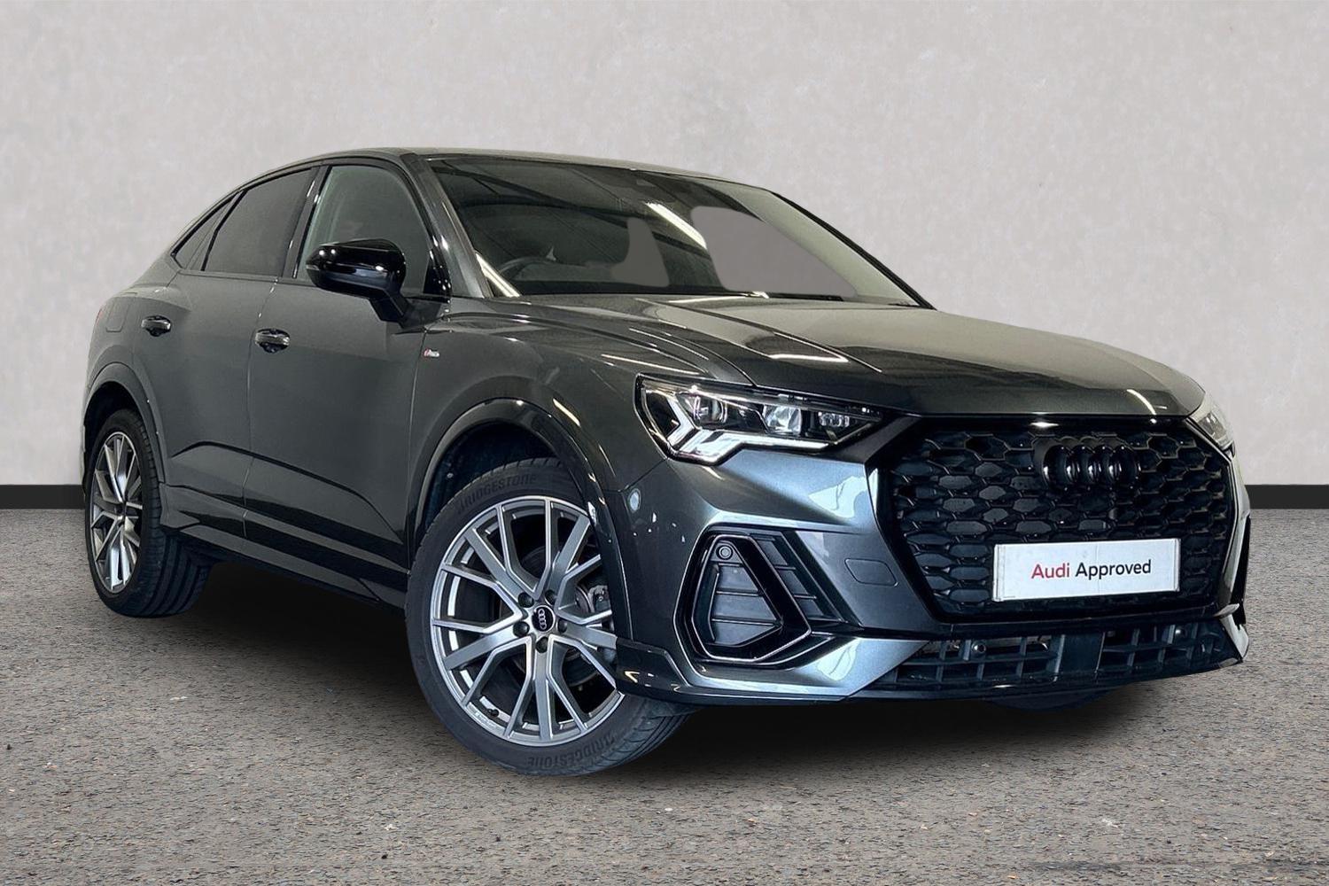 Main listing image - Audi Q3