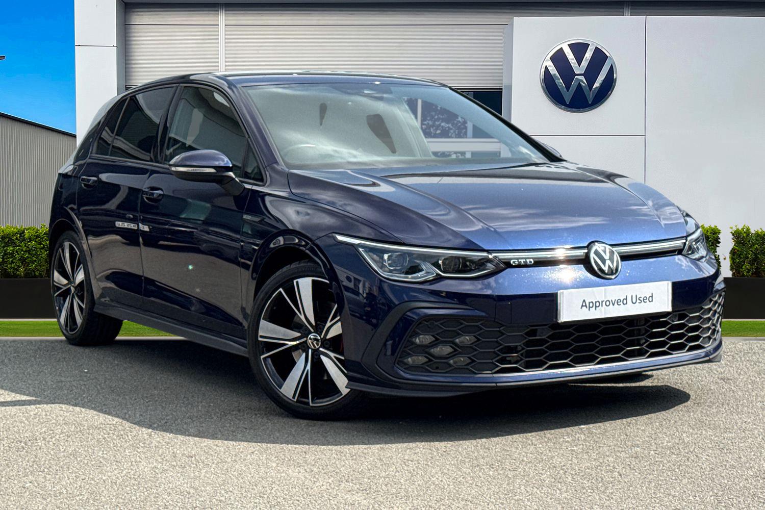 Main listing image - Volkswagen Golf