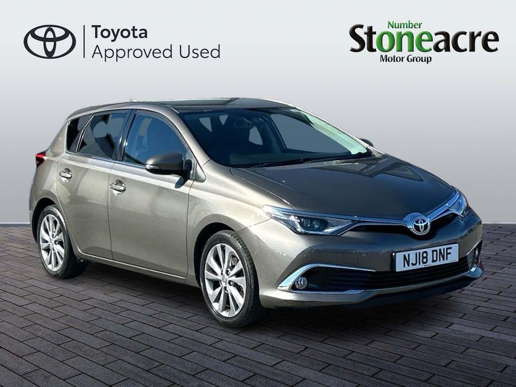 Main listing image - Toyota Auris