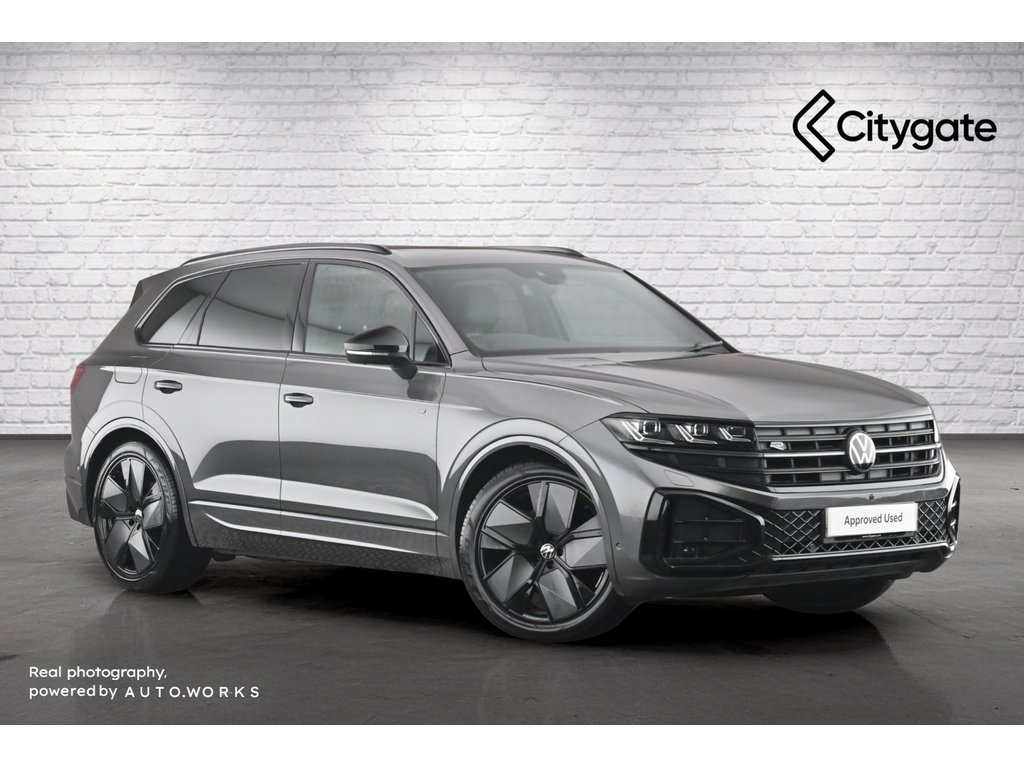 Main listing image - Volkswagen Touareg