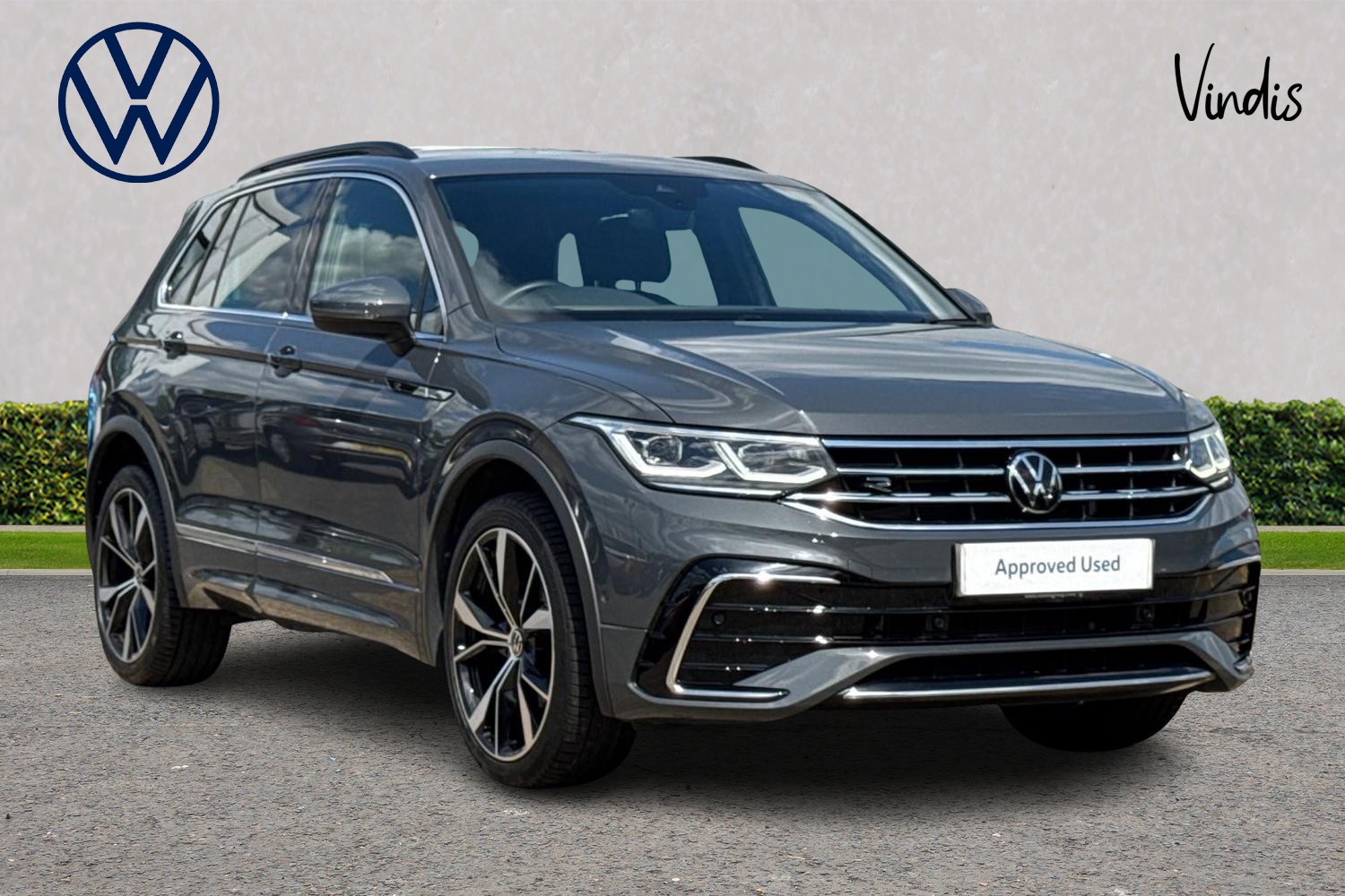 Main listing image - Volkswagen Tiguan