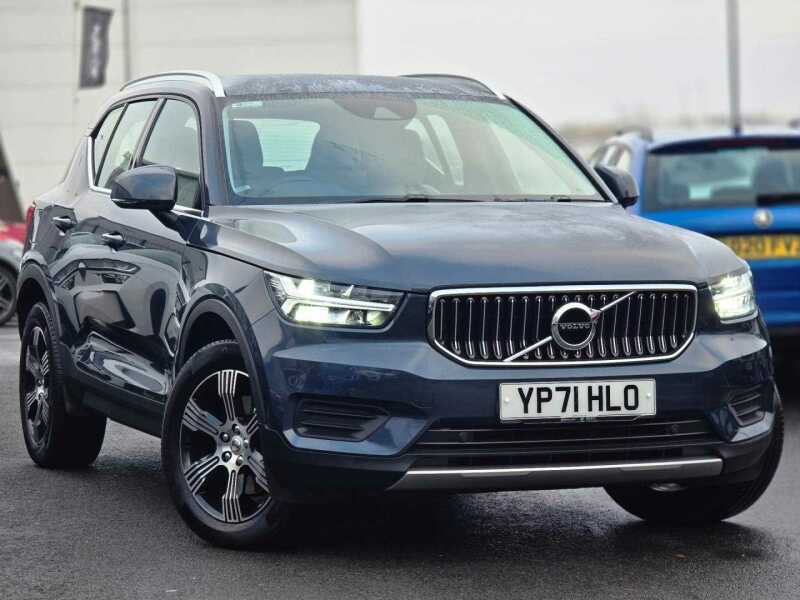 Main listing image - Volvo XC40