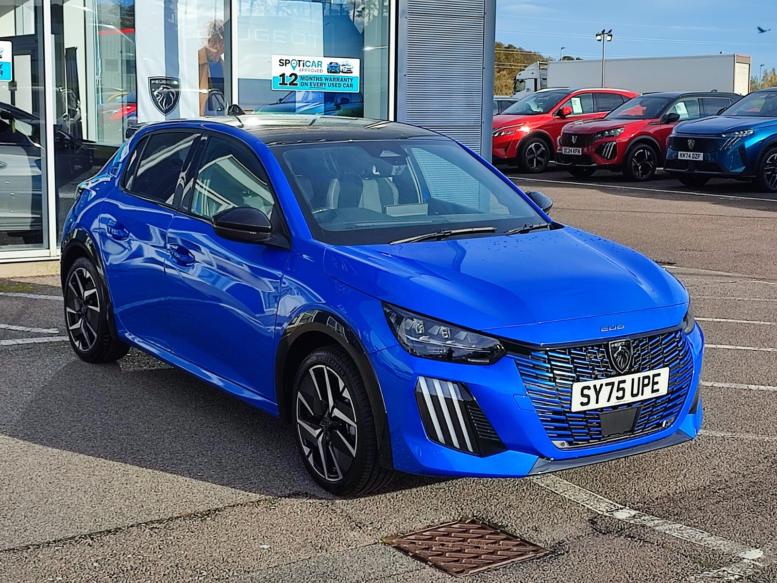 Main listing image - Peugeot 208