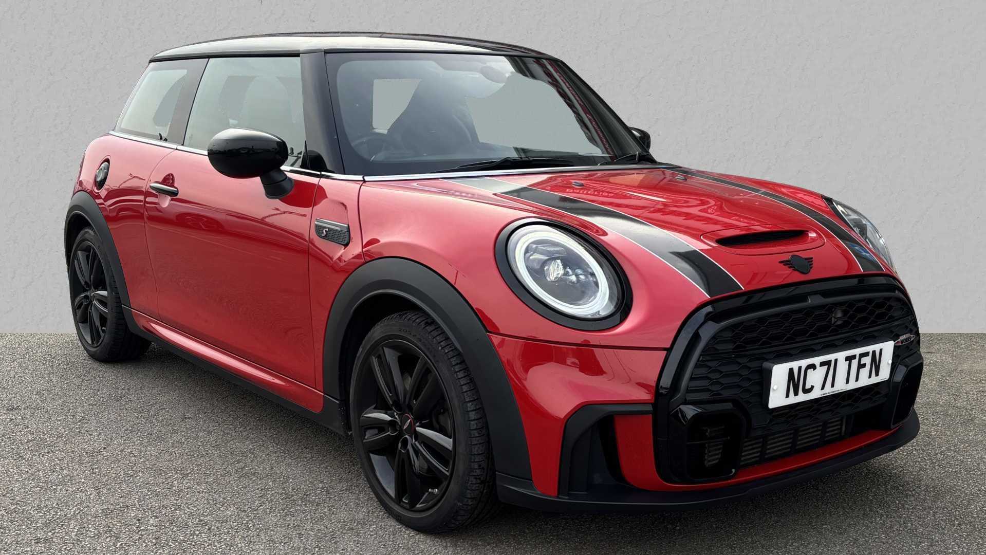 Main listing image - MINI Hatchback