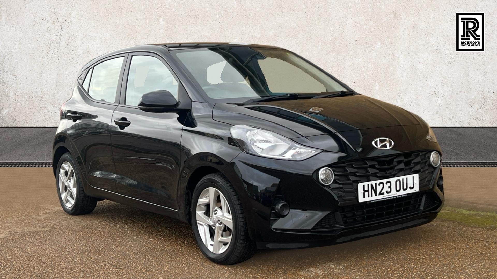 Main listing image - Hyundai i10