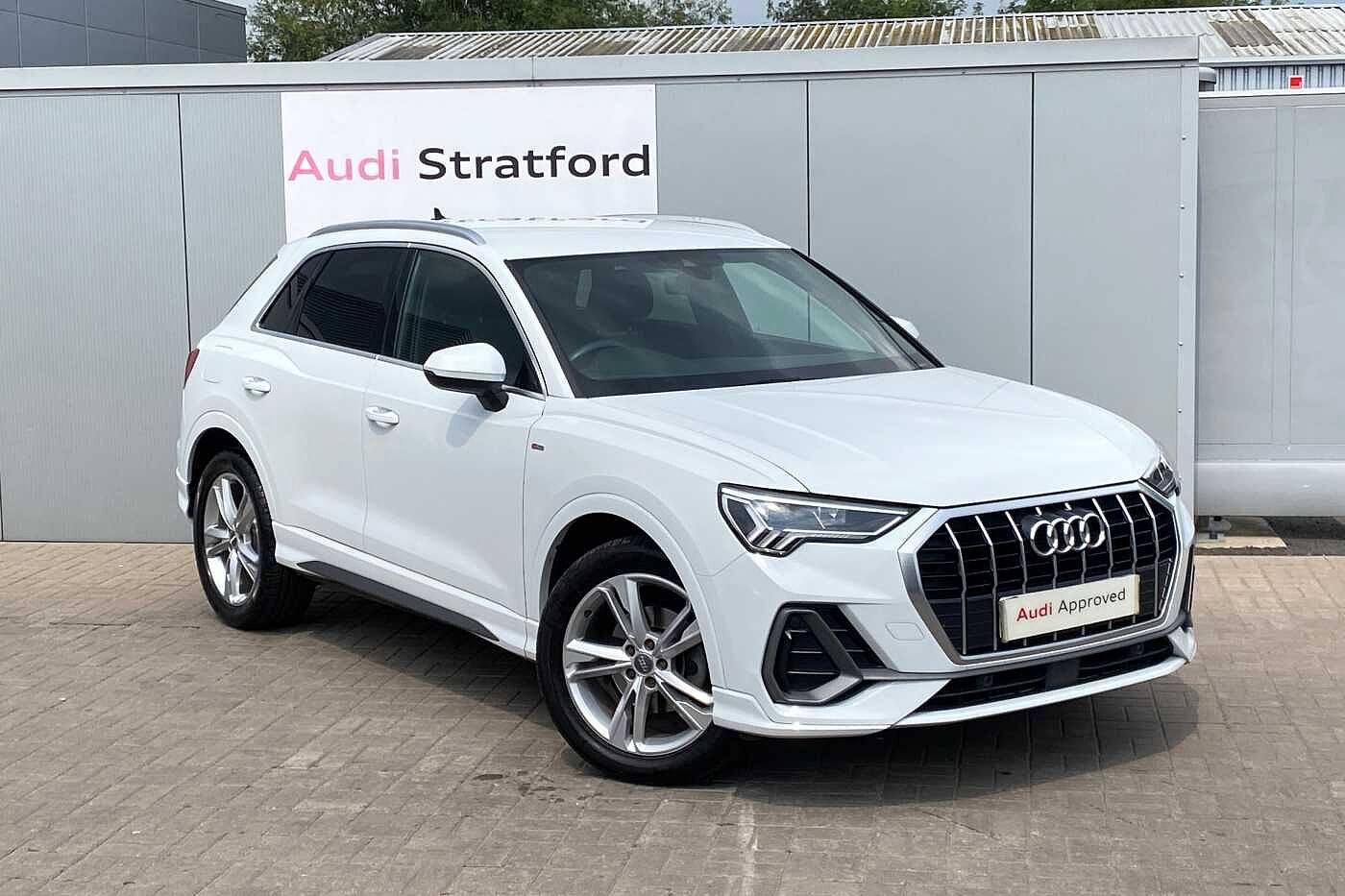 Main listing image - Audi Q3