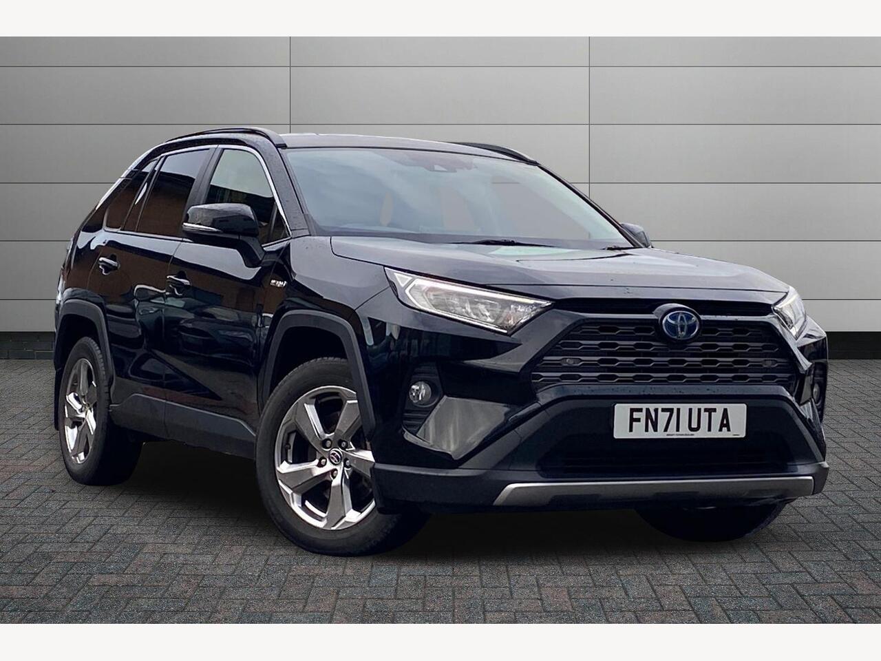Main listing image - Toyota RAV4