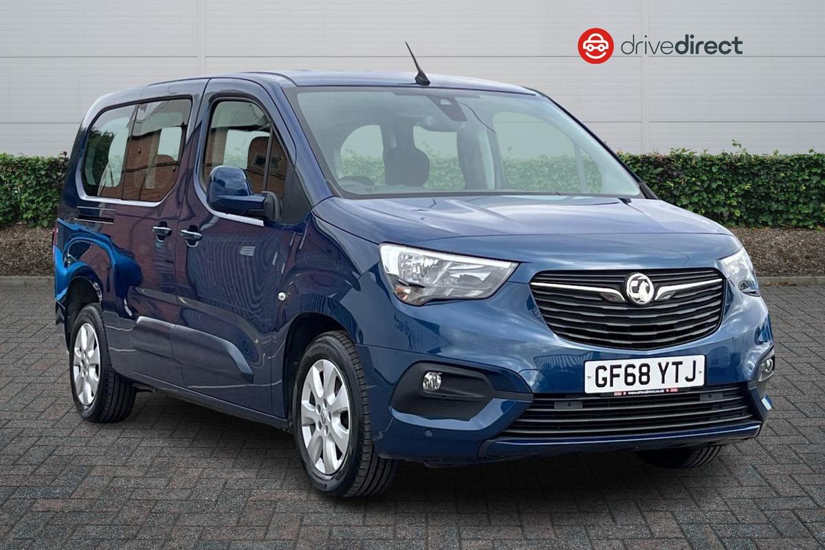 Main listing image - Vauxhall Combo Life