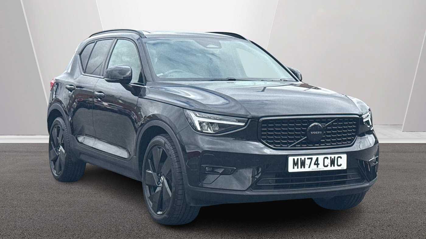 Main listing image - Volvo XC40