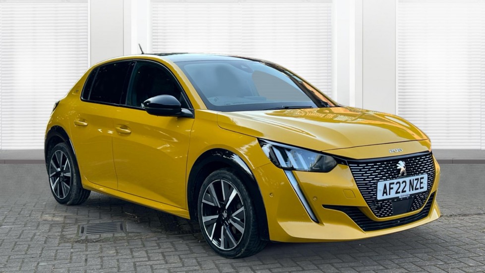 Main listing image - Peugeot 208