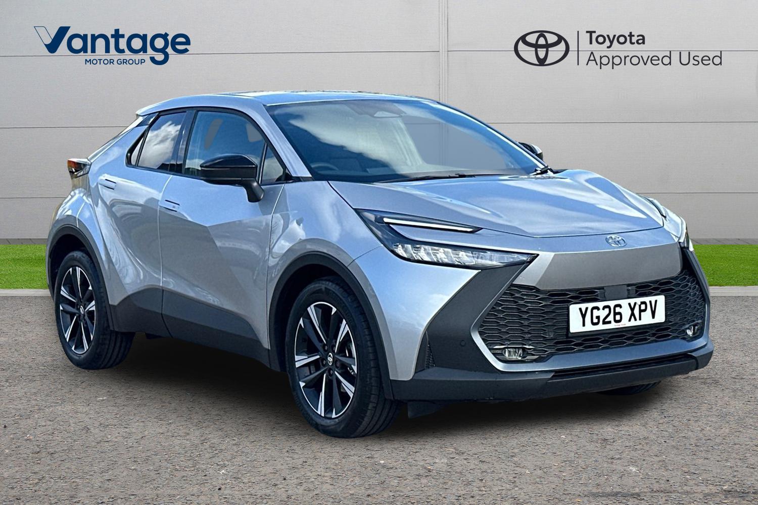 Main listing image - Toyota C-HR