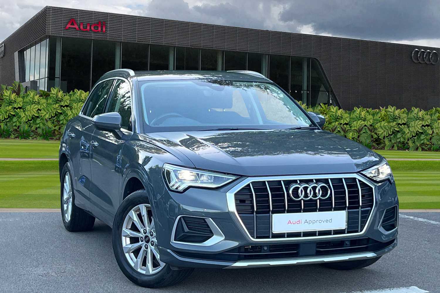 Main listing image - Audi Q3