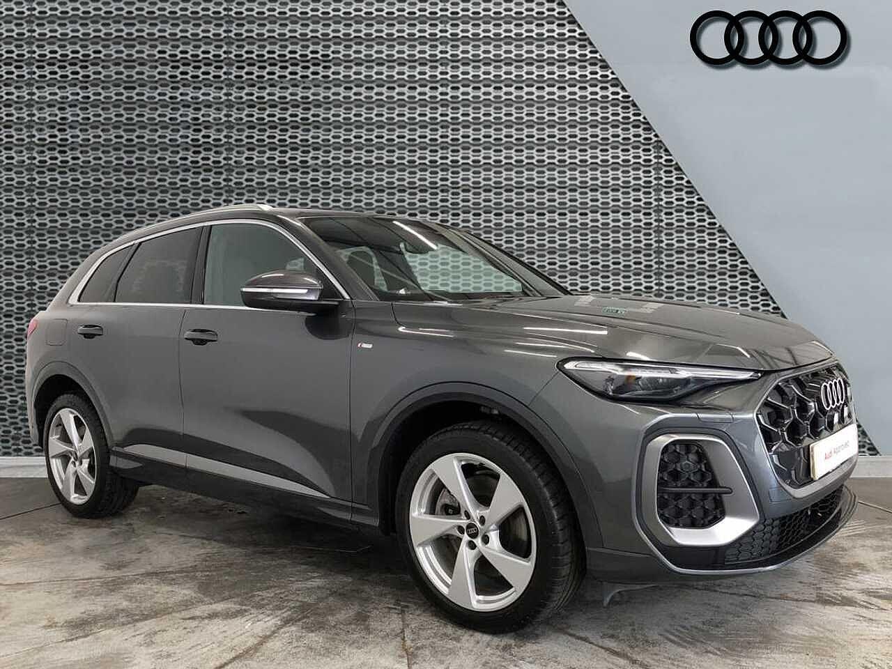 Main listing image - Audi Q5