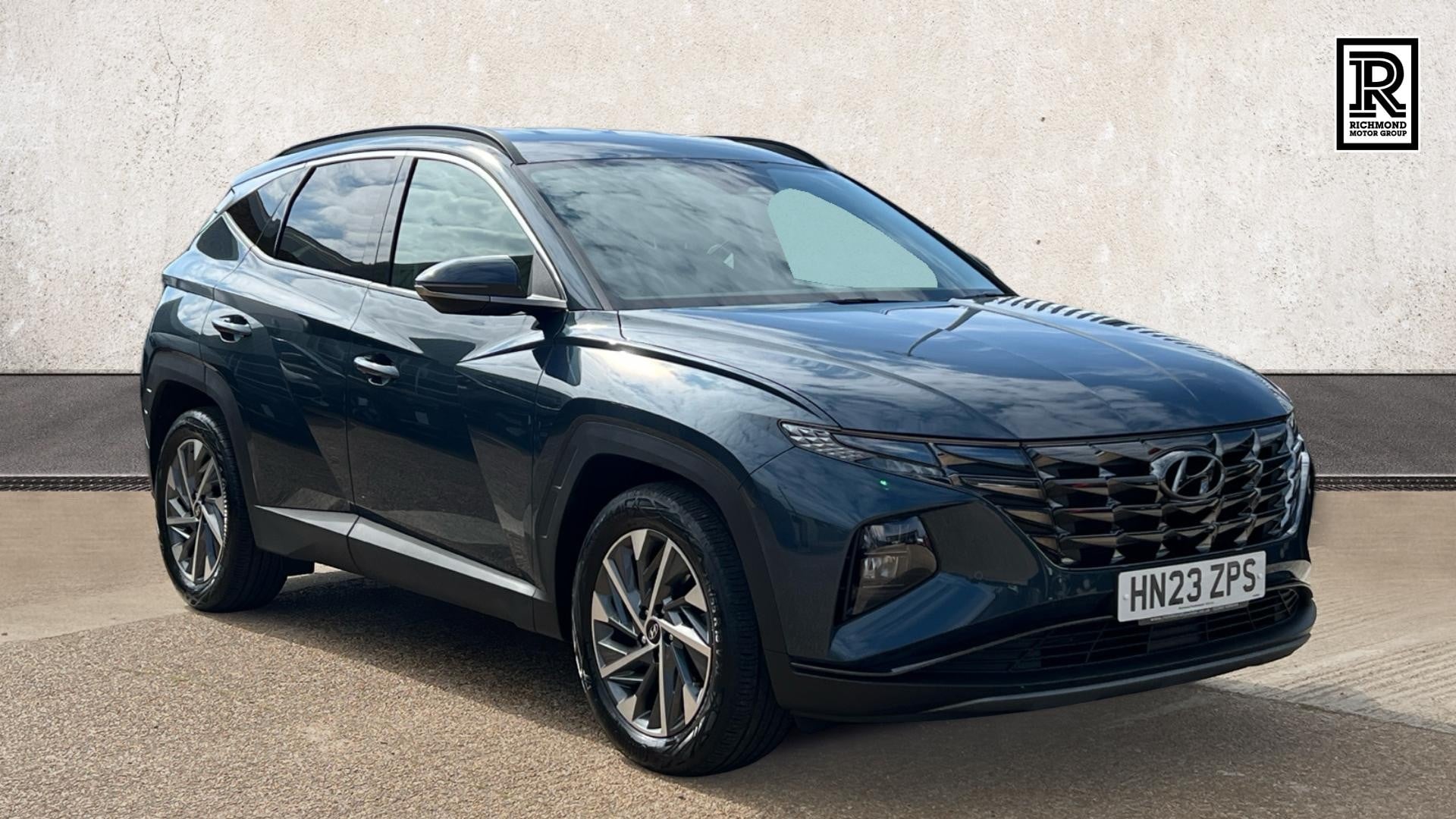 Main listing image - Hyundai Tucson