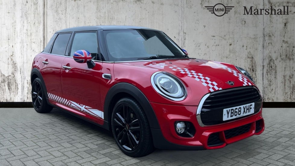 Main listing image - MINI Hatchback 5dr