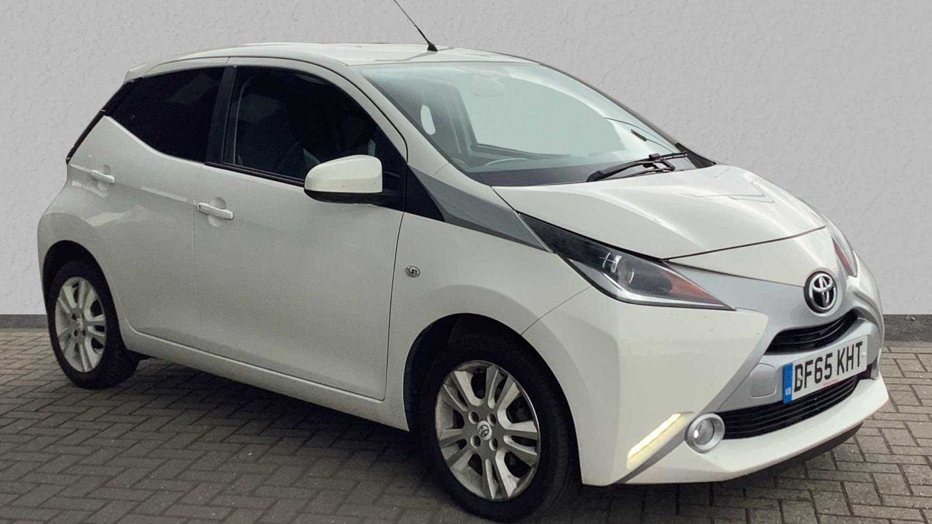 Main listing image - Toyota Aygo