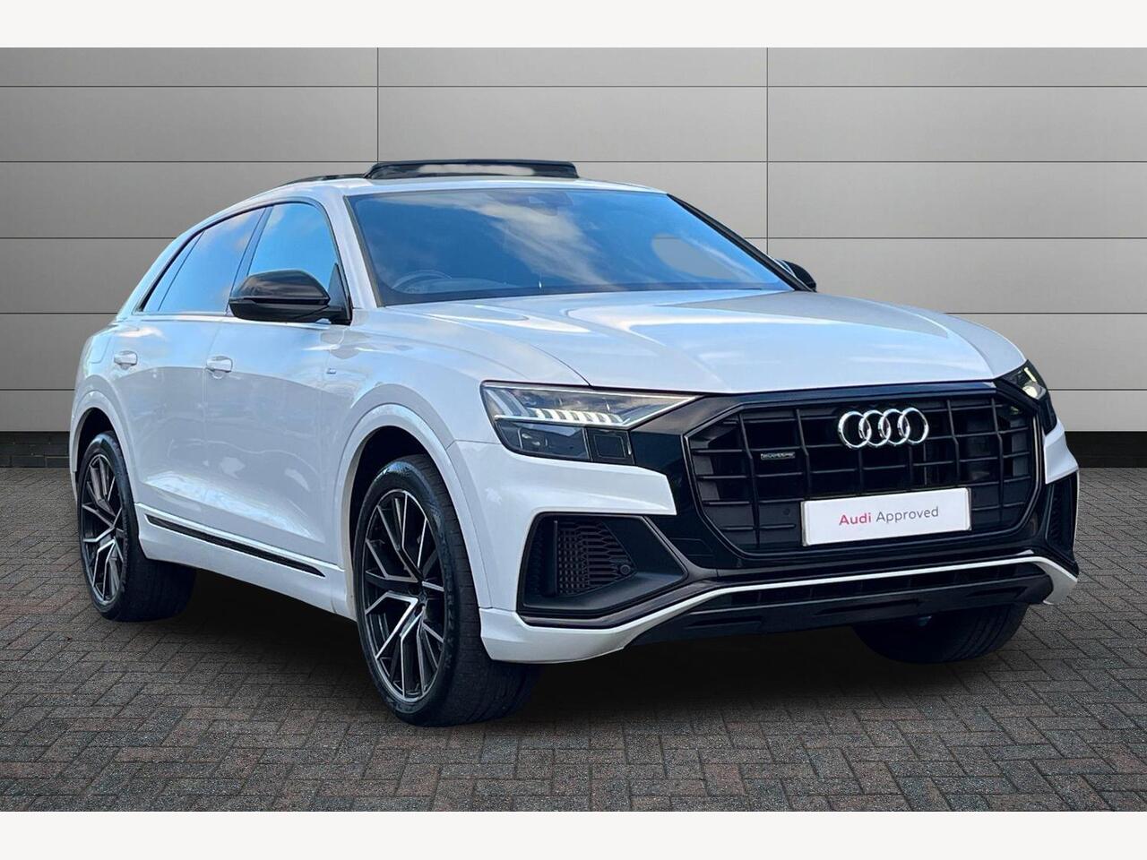 Main listing image - Audi Q8