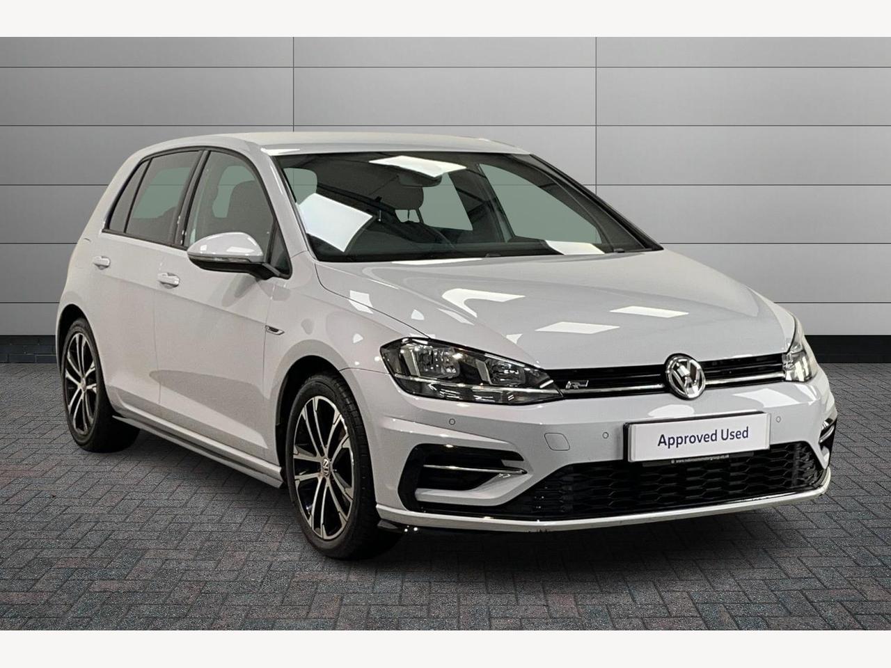 Main listing image - Volkswagen Golf