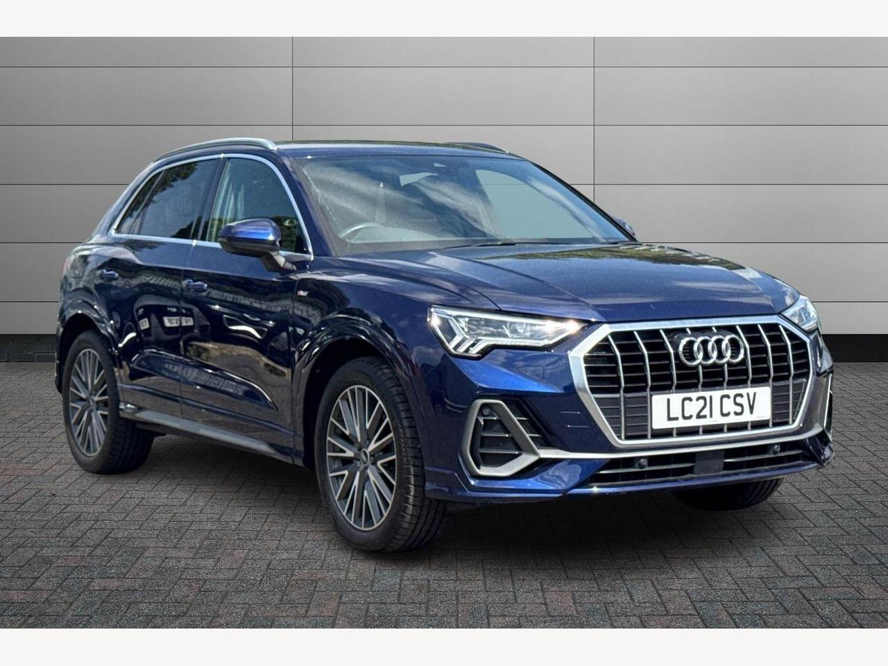Main listing image - Audi Q3