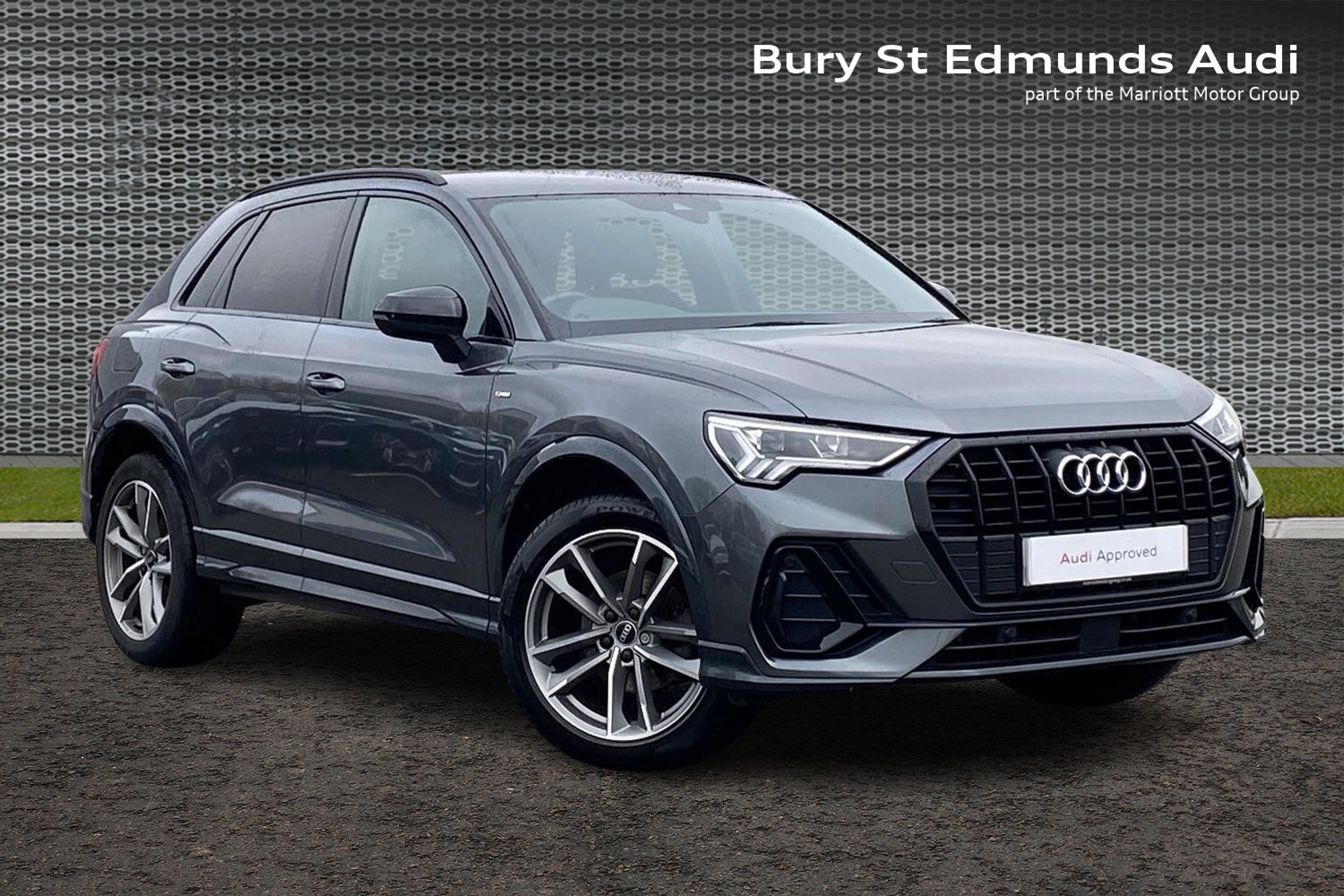 Main listing image - Audi Q3