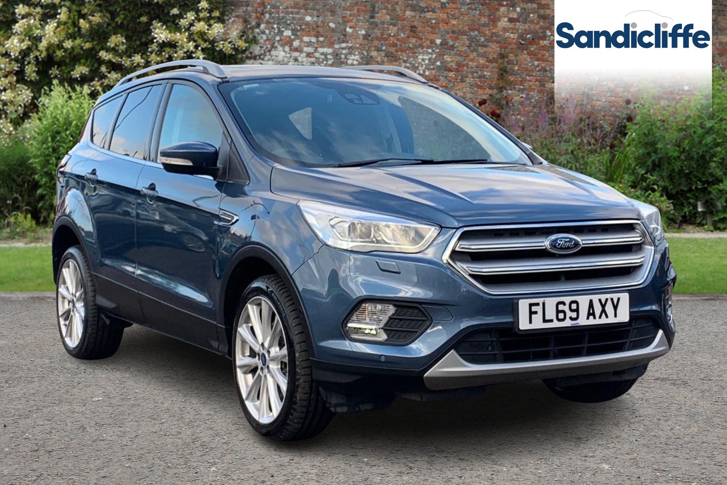 Main listing image - Ford Kuga