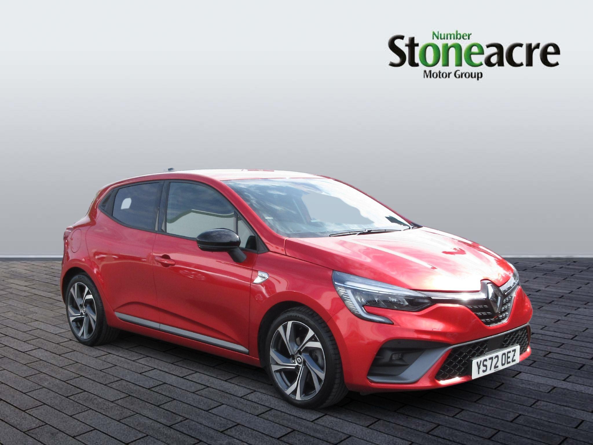 Main listing image - Renault Clio